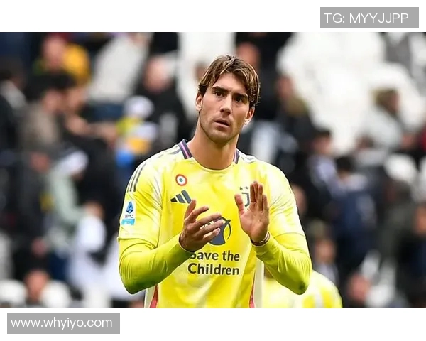 弗拉霍维奇禁区内倒地：足球瞬间背后的战术与心理较量